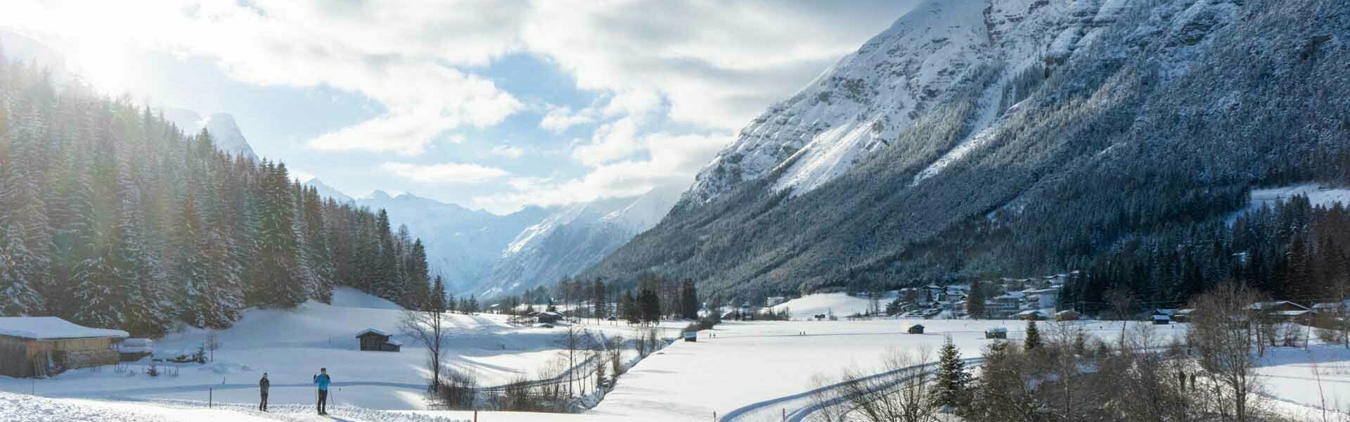 Langlaufen direkt beim Hotel Hohe Burg in Trins